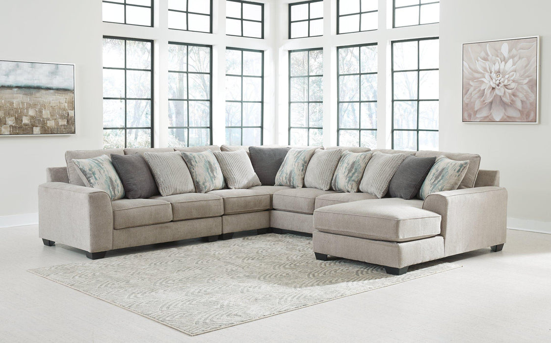 Ardsley Sectional with Chaise